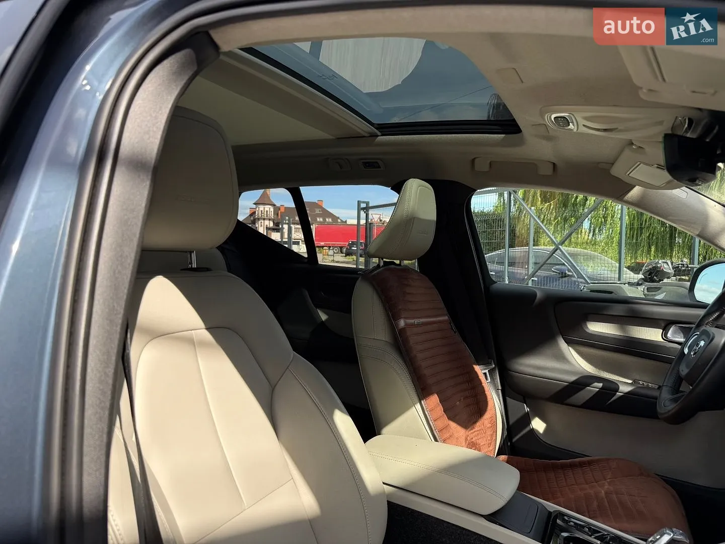 2018 Volvo XC40 - мініатюра 23