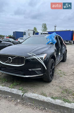 Внедорожник / Кроссовер Volvo XC60 Recharge 2022 в 