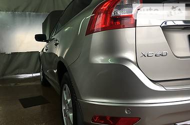 Внедорожник / Кроссовер Volvo XC60 2015 в Кременчуге