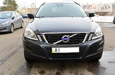 Внедорожник / Кроссовер Volvo XC60 2013 в Киеве