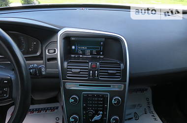 Позашляховик / Кросовер Volvo XC60 2014 в 