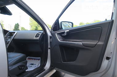 Позашляховик / Кросовер Volvo XC60 2014 в 