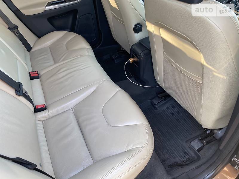 Внедорожник / Кроссовер Volvo XC60 2012 в Кременчуге фото 14 Внедорожник / Кроссовер Volvo XC60 2012 в Кременчуге