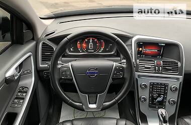 Внедорожник / Кроссовер Volvo XC60 2016 в Чернигове