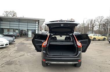 Внедорожник / Кроссовер Volvo XC60 2016 в Чернигове