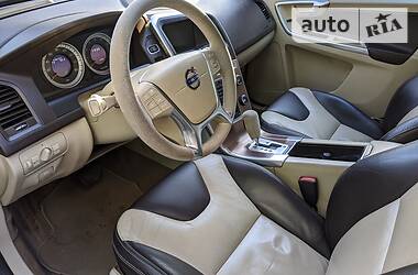 Позашляховик / Кросовер Volvo XC60 2011 в 