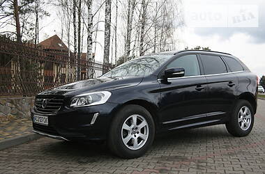 Внедорожник / Кроссовер Volvo XC60 2015 в 