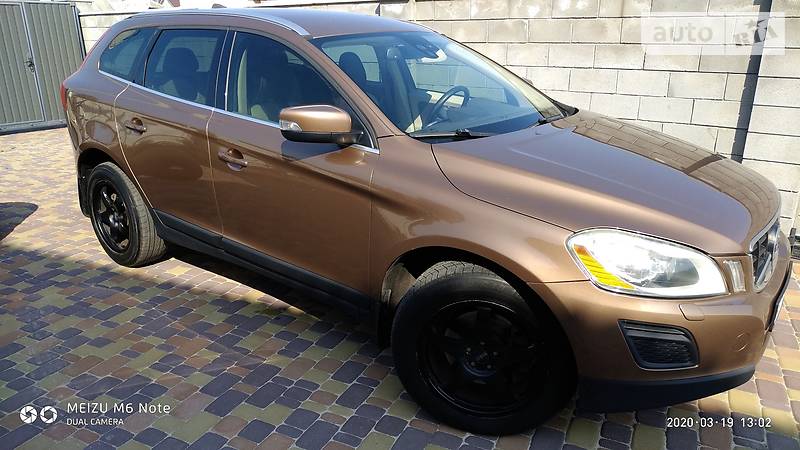 Позашляховик / Кросовер Volvo XC60 2010 в Києві