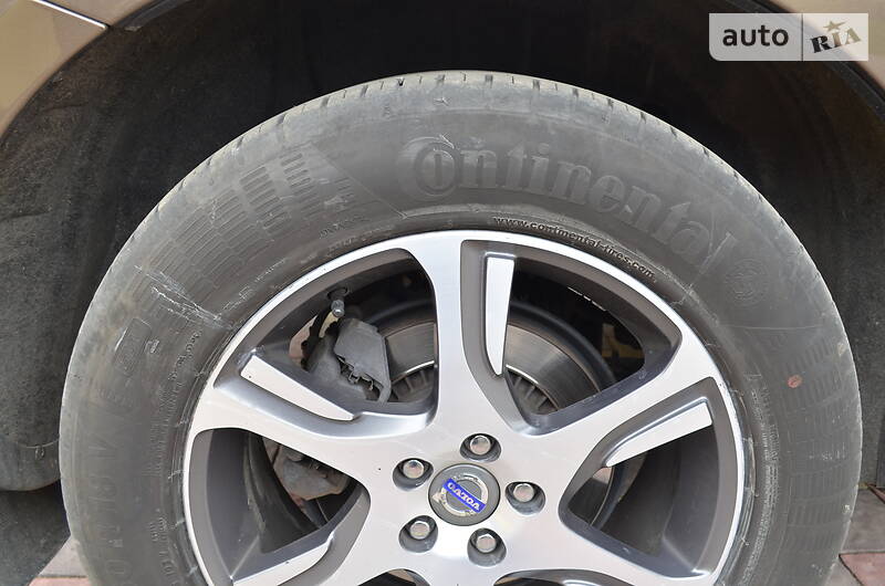 Позашляховик / Кросовер Volvo XC60 2014 в Рівному