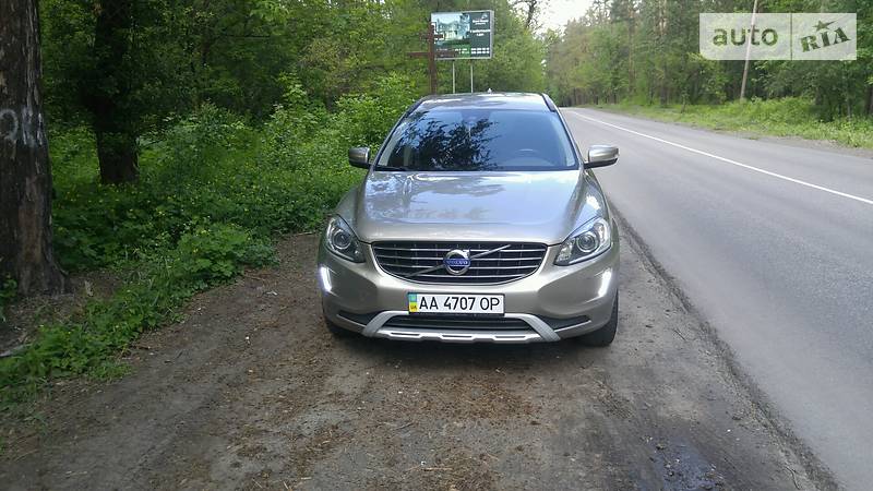 Внедорожник / Кроссовер Volvo XC60 2014 в Киеве