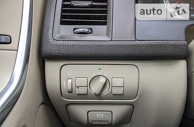 Позашляховик / Кросовер Volvo XC60 2011 в 