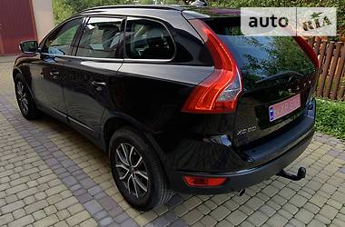 Внедорожник / Кроссовер Volvo XC60 2012 в Радивилове