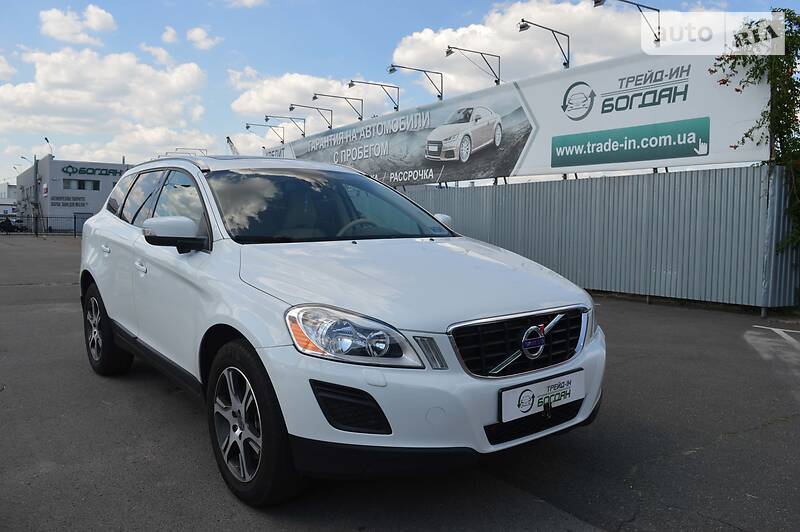 Внедорожник / Кроссовер Volvo XC60 2011 в Киеве