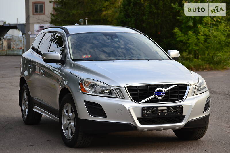 Позашляховик / Кросовер Volvo XC60 2011 в Луцьку