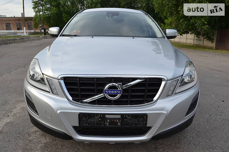 Позашляховик / Кросовер Volvo XC60 2011 в Луцьку