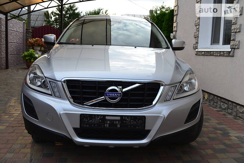 Позашляховик / Кросовер Volvo XC60 2011 в Луцьку
