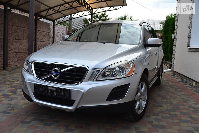 Позашляховик / Кросовер Volvo XC60 2011 в Луцьку