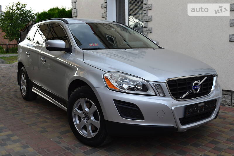 Позашляховик / Кросовер Volvo XC60 2011 в Луцьку