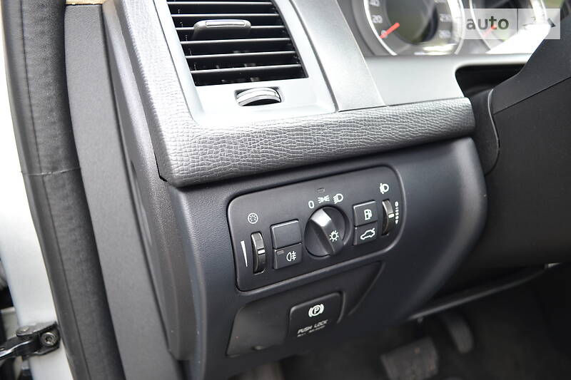 Позашляховик / Кросовер Volvo XC60 2011 в Луцьку