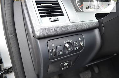 Позашляховик / Кросовер Volvo XC60 2011 в 