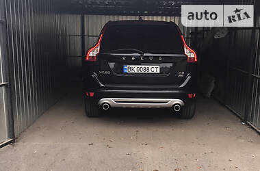 Внедорожник / Кроссовер Volvo XC60 2012 в Ровно