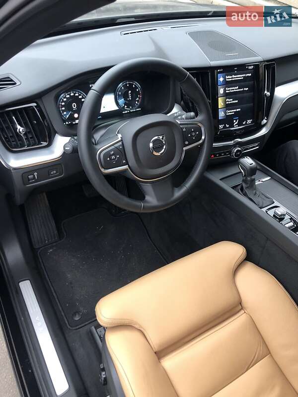 Внедорожник / Кроссовер Volvo XC60 2019 в Черкассах