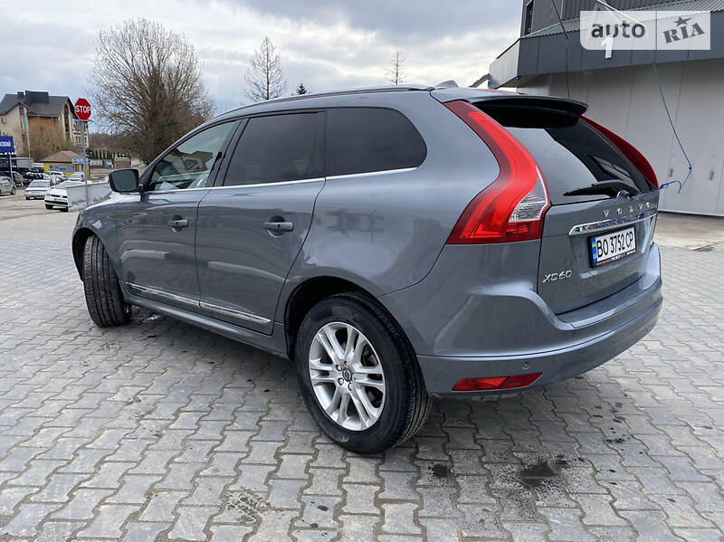 Внедорожник / Кроссовер Volvo XC60 2015 в Тернополе