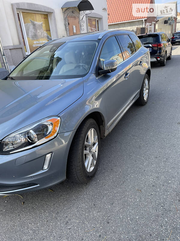 Внедорожник / Кроссовер Volvo XC60 2016 в Кропивницком