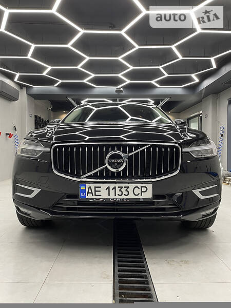 Внедорожник / Кроссовер Volvo XC60 2019 в Днепре фото 5 Внедорожник / Кроссовер Volvo XC60 2019 в Днепре