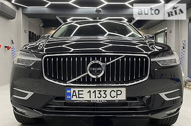 Внедорожник / Кроссовер Volvo XC60 2019 в 