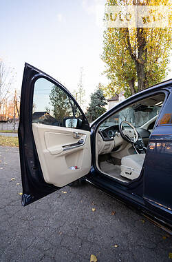 Внедорожник / Кроссовер Volvo XC60 2013 в 