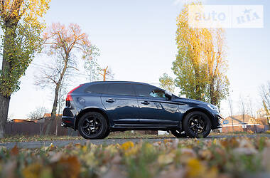 Внедорожник / Кроссовер Volvo XC60 2013 в 