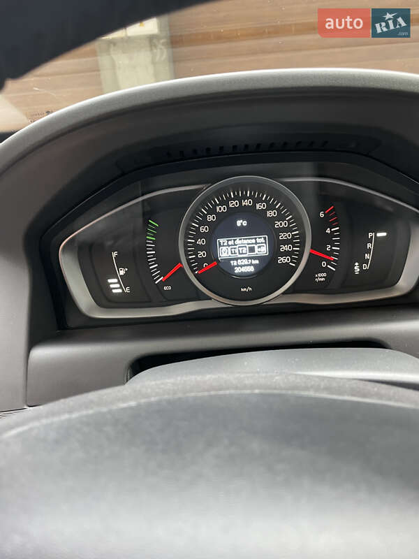 Внедорожник / Кроссовер Volvo XC60 2017 в Тернополе