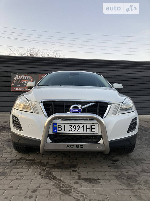 Позашляховик / Кросовер Volvo XC60 2010 в Миргороді