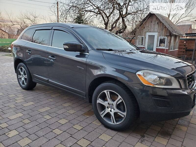 Позашляховик / Кросовер Volvo XC60 2010 в Бродах