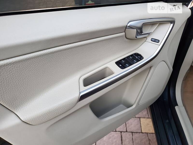 Позашляховик / Кросовер Volvo XC60 2010 в Бродах