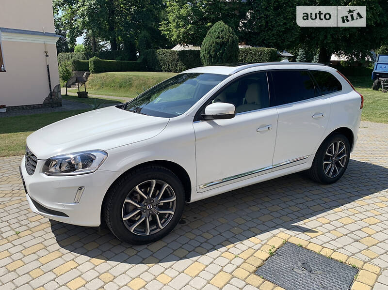 Позашляховик / Кросовер Volvo XC60 2015 в Львові