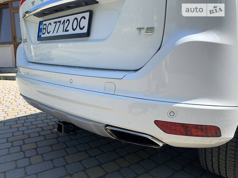 Позашляховик / Кросовер Volvo XC60 2015 в Львові