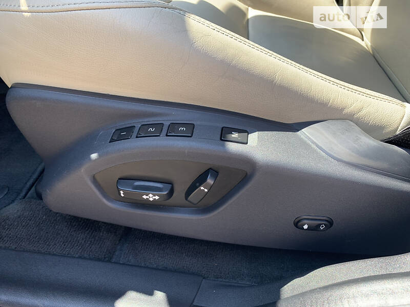 Позашляховик / Кросовер Volvo XC60 2015 в Львові