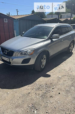 Внедорожник / Кроссовер Volvo XC60 2011 в Львове