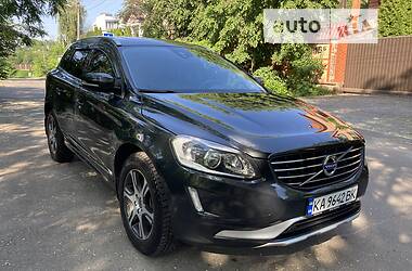 Позашляховик / Кросовер Volvo XC60 2015 в Києві