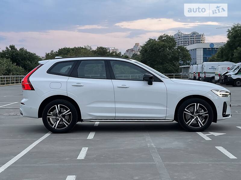 Внедорожник / Кроссовер Volvo XC60 2021 в Одессе