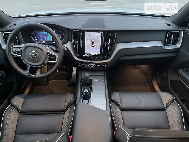 Внедорожник / Кроссовер Volvo XC60 2021 в Одессе