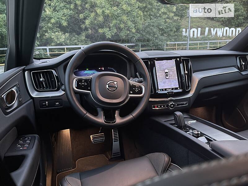 Внедорожник / Кроссовер Volvo XC60 2021 в Одессе