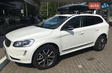 Внедорожник / Кроссовер Volvo XC60 2017 в Киеве