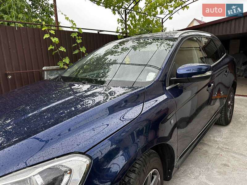 Внедорожник / Кроссовер Volvo XC60 2015 в Киеве