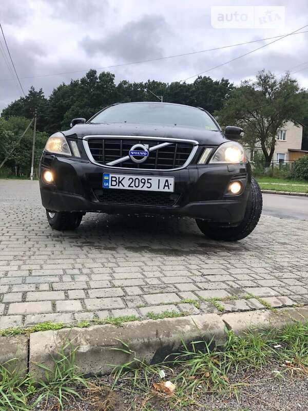 Внедорожник / Кроссовер Volvo XC60 2010 в Луцке