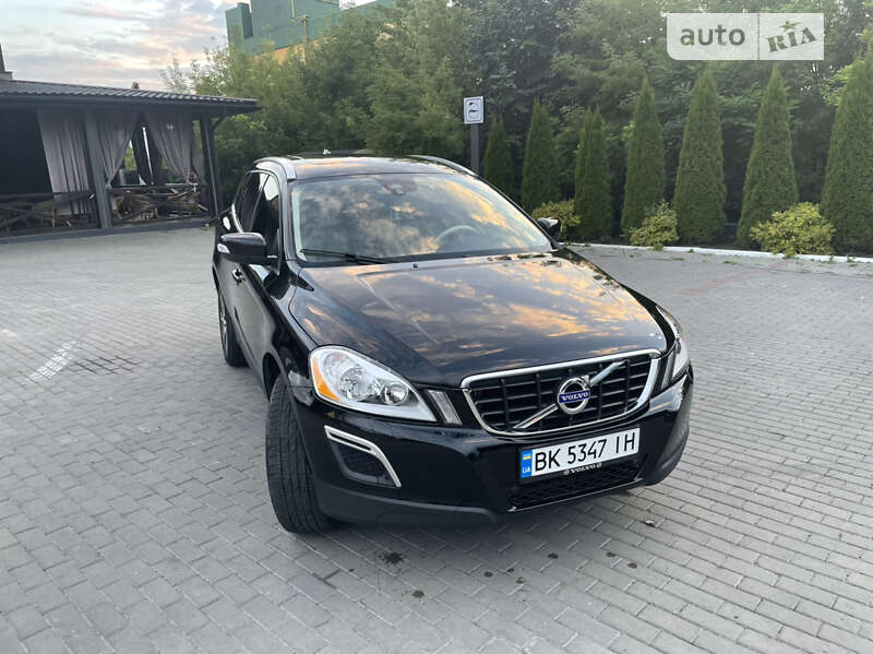 Позашляховик / Кросовер Volvo XC60 2011 в Рівному