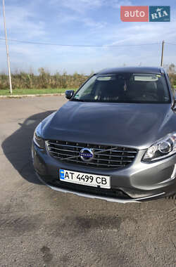 Внедорожник / Кроссовер Volvo XC60 2016 в 