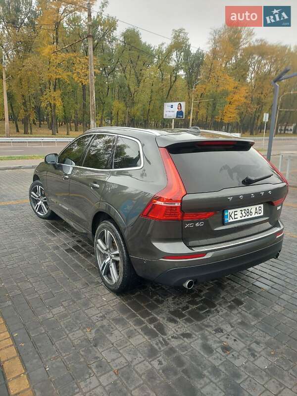 Внедорожник / Кроссовер Volvo XC60 2018 в Днепре фото 14 Внедорожник / Кроссовер Volvo XC60 2018 в Днепре